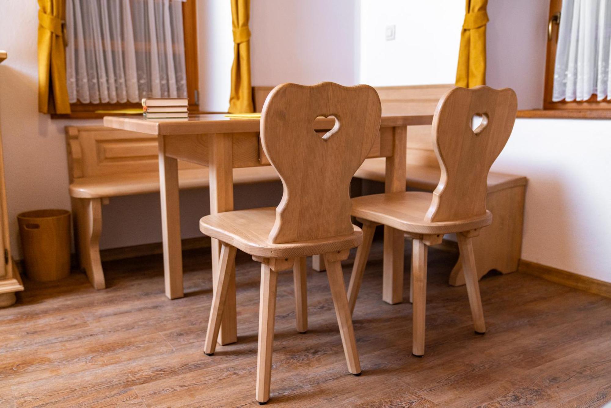 Okroglice Guesthouse Mocivnik מראה חיצוני תמונה